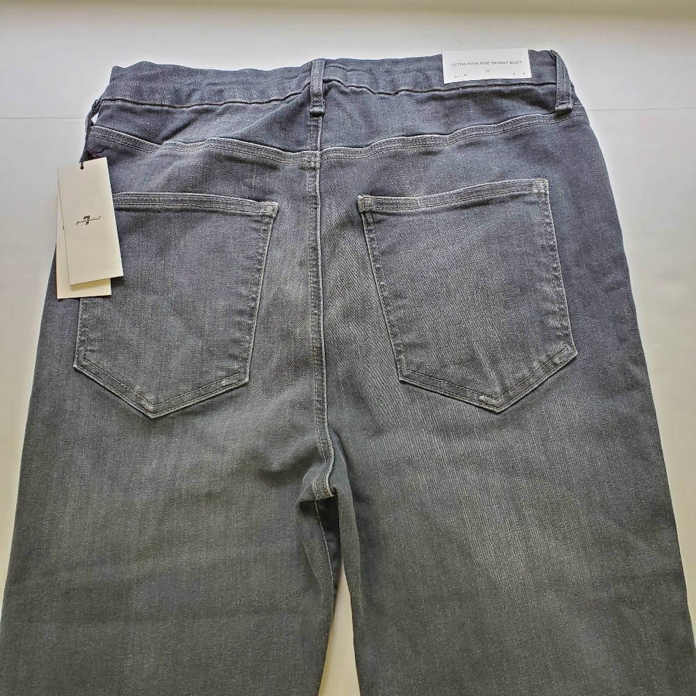7 For All Mankind - Picture 2 of 14